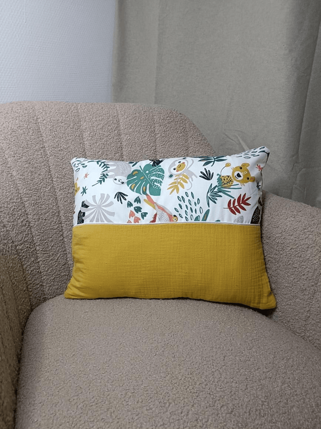 Coussin jungle moutarde 