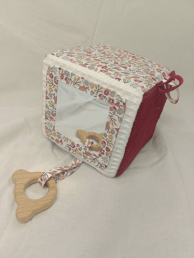 Cube d'éveil personnalisé