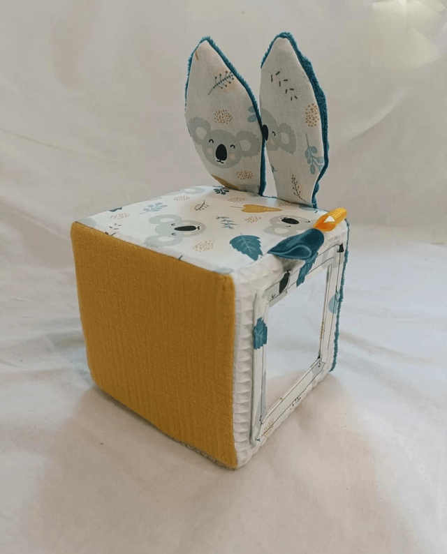 Cube d'éveil personnalisé